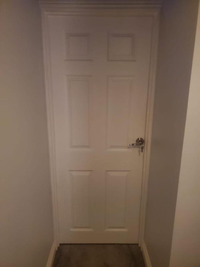 Large Kingsize Ensuite In Kingswood, Bristol, Bs15 Εξωτερικό φωτογραφία